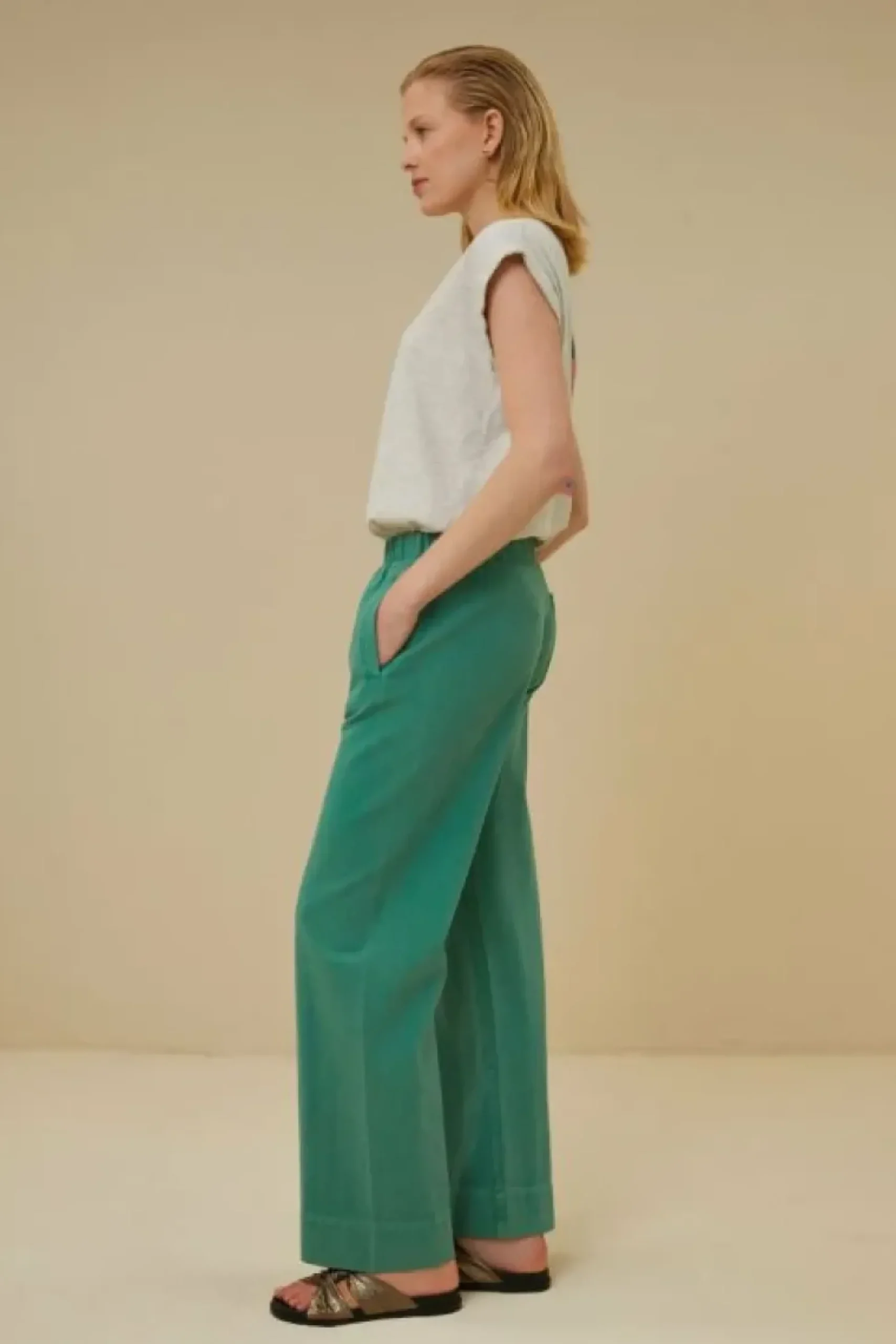 Broeken*By bar mees twill pant | aloe vera