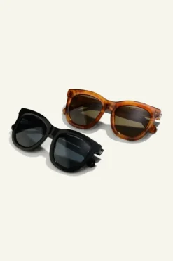 Zonnebrillen*By bar saar sunglasses | black