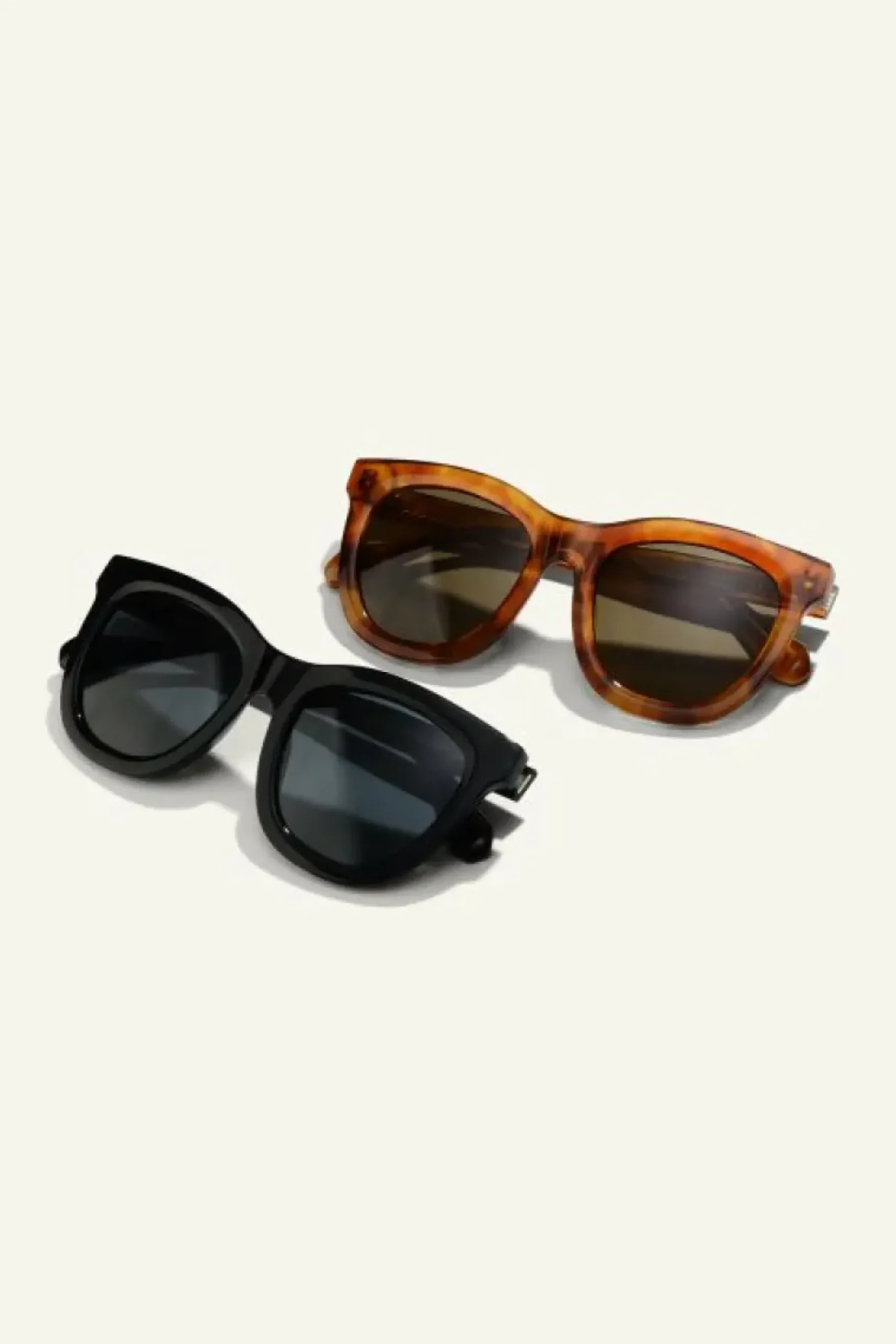 Zonnebrillen*By bar saar sunglasses | black