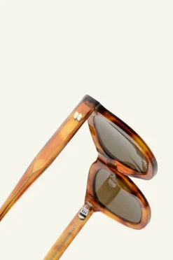 Zonnebrillen*By bar saar sunglasses | caramel