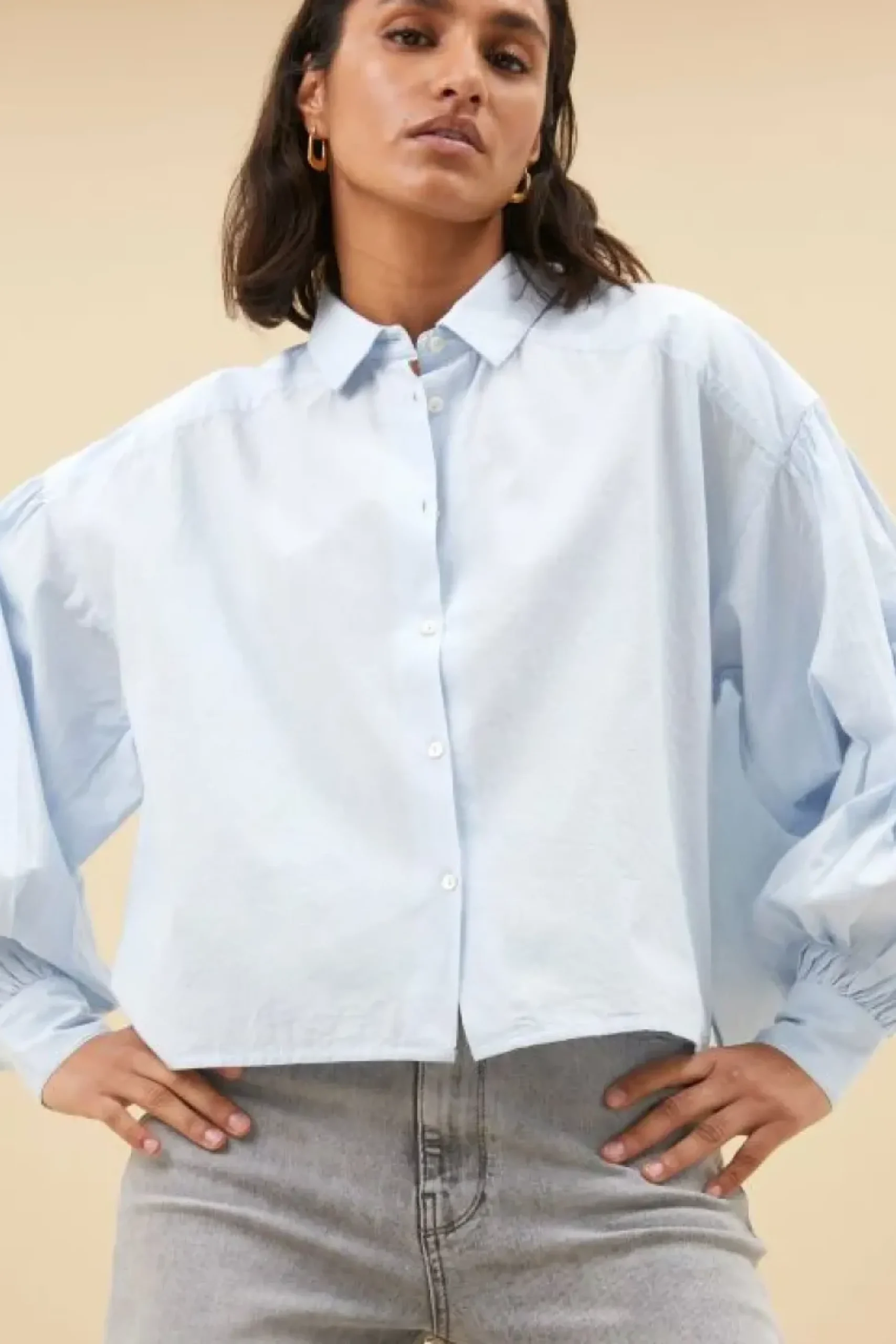 Blouses*By bar sarah short chambray blouse | light blue