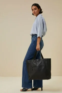 Tassen*By bar shopper bag | black