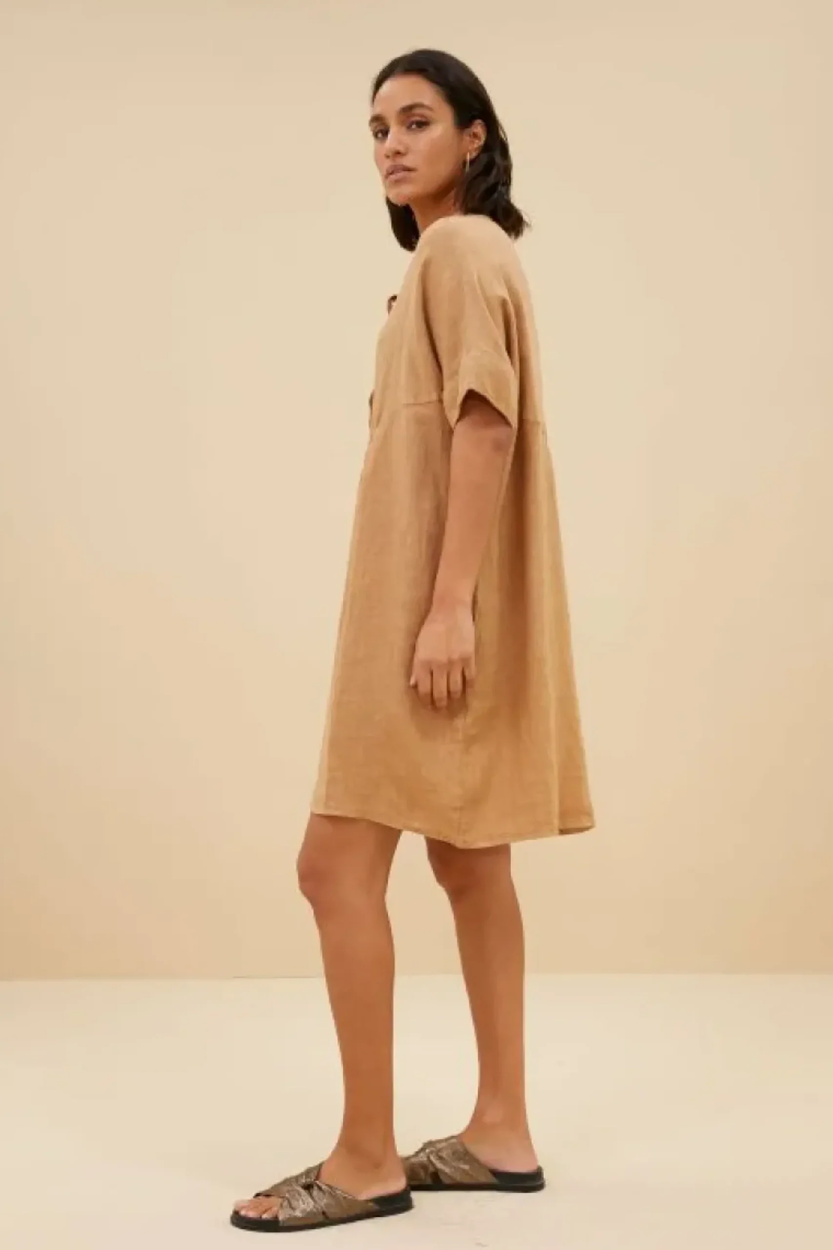 Jurken*By bar tais linen dress | caramello